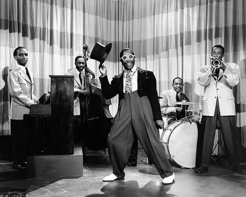 1944 Louis Jordan in Meet Bobby Sox.jpeg