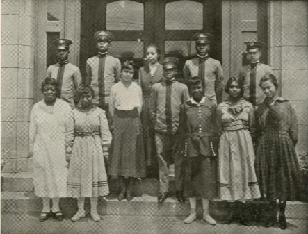 1917 - DePriest Wheeler president of the Sophomore Club (in Lincolnian).jpg